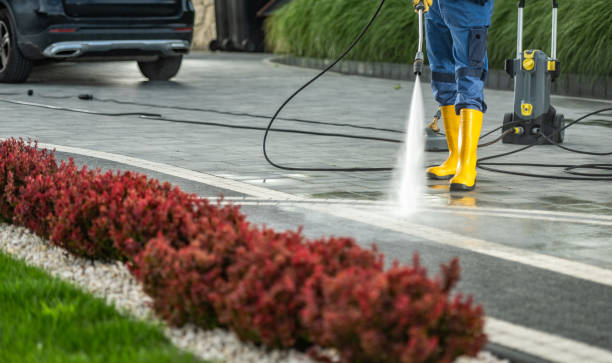 Fence Pressure Washing in Winchester, IL